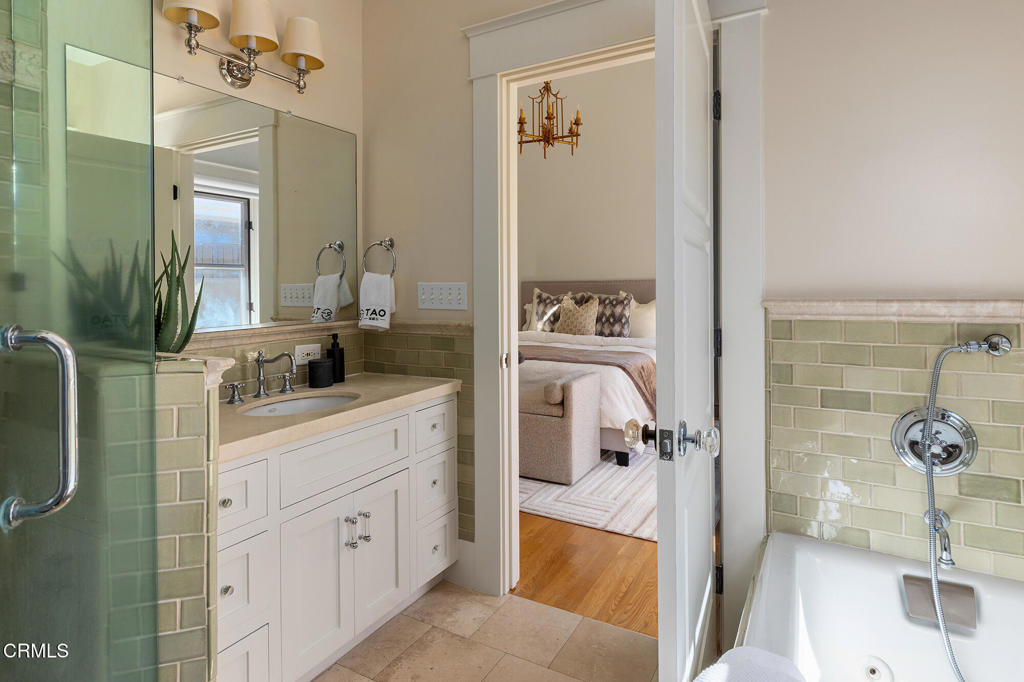 1030 Adelaine Avenue