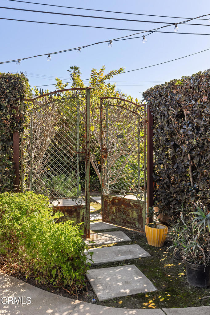 1030 Adelaine Avenue