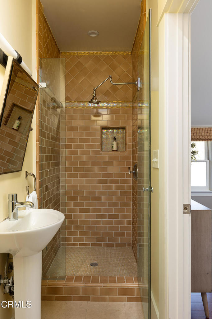 1030 Adelaine Avenue