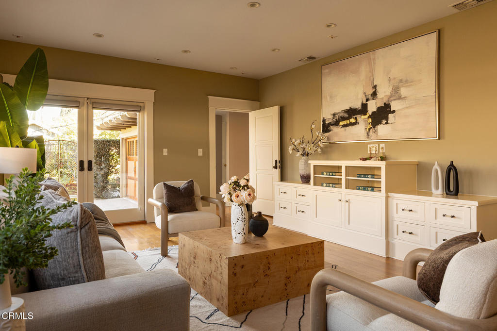 1030 Adelaine Avenue