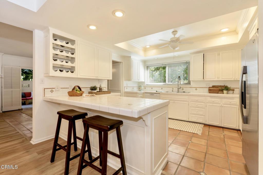 1255 S Orange Grove Boulevard 1