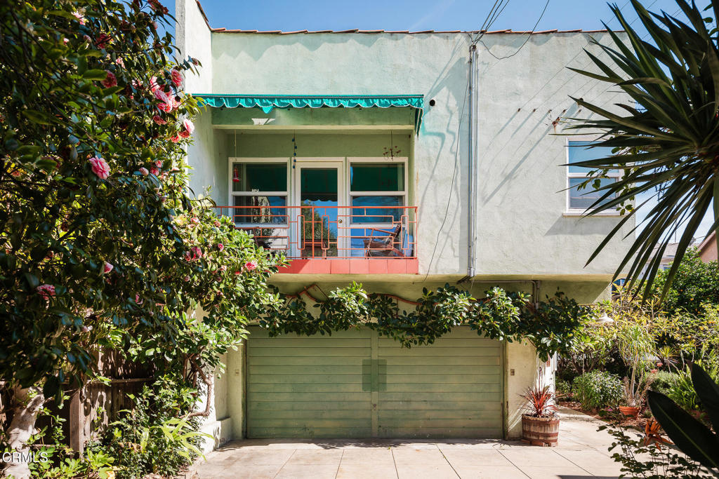 1266 Flores Street