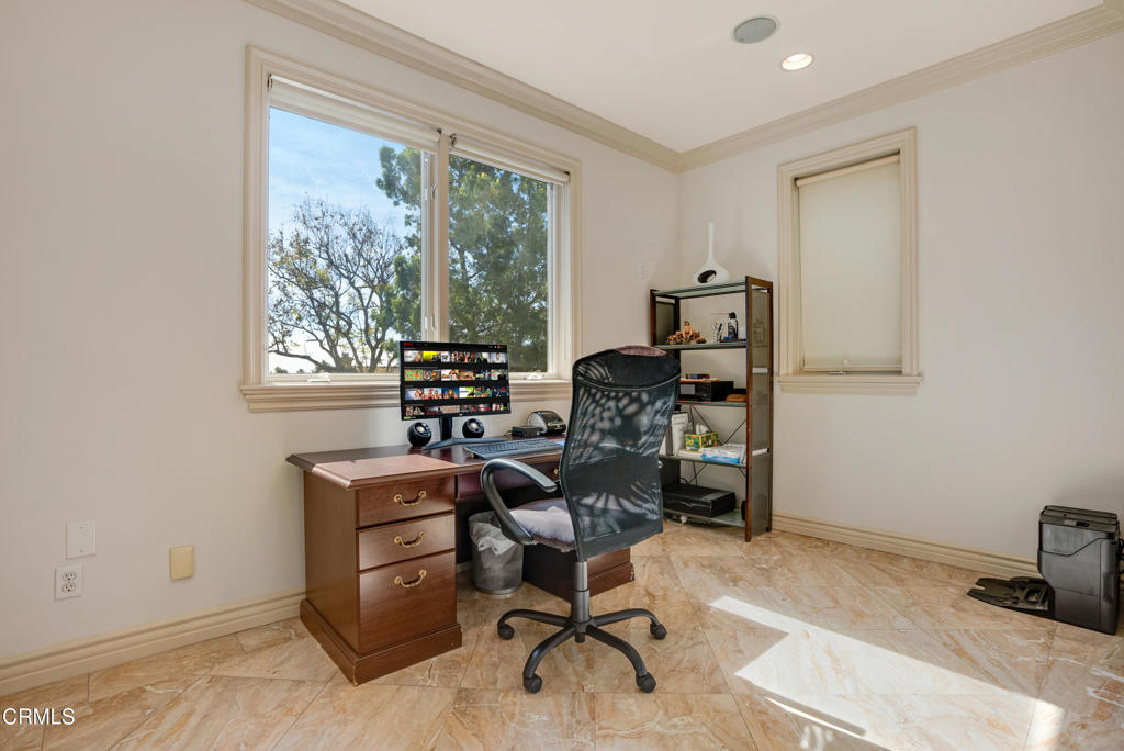 868 Braewood Court