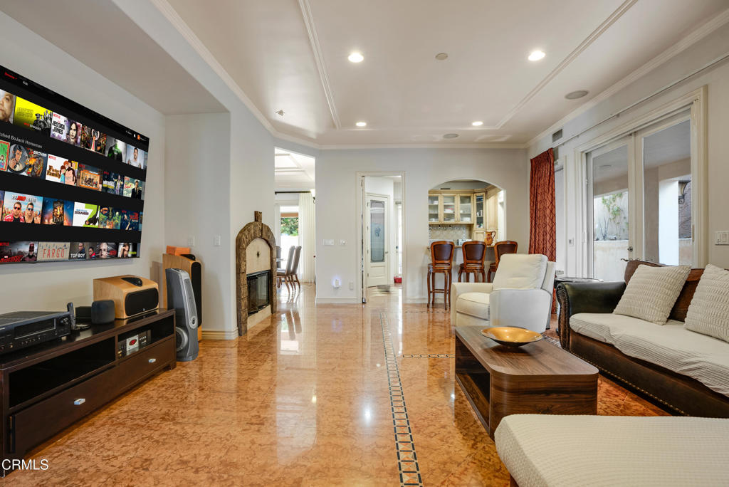 868 Braewood Court