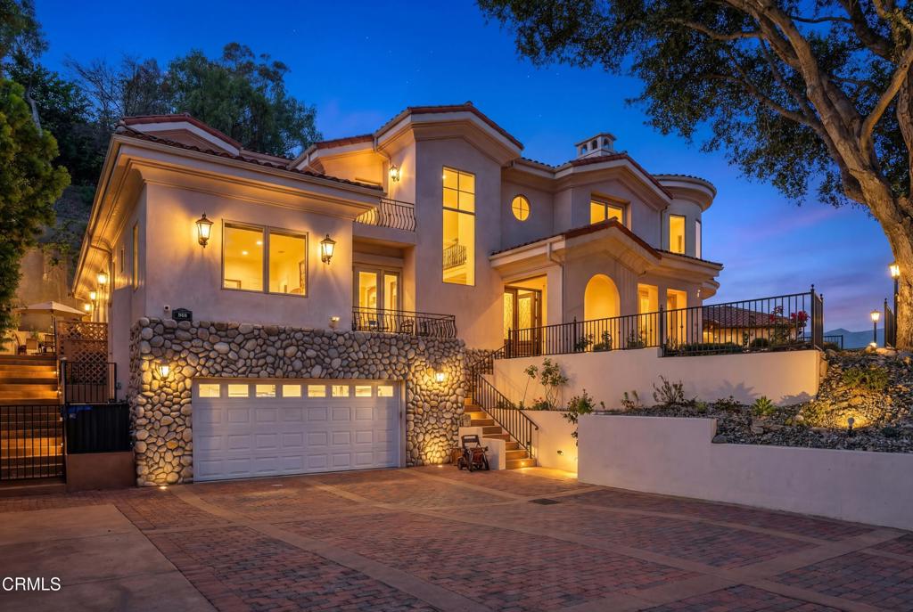 868 Braewood Court