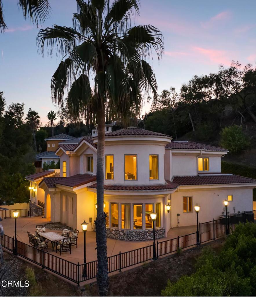 868 Braewood Court