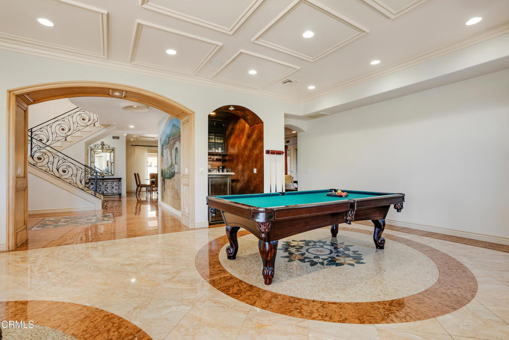 868 Braewood Court