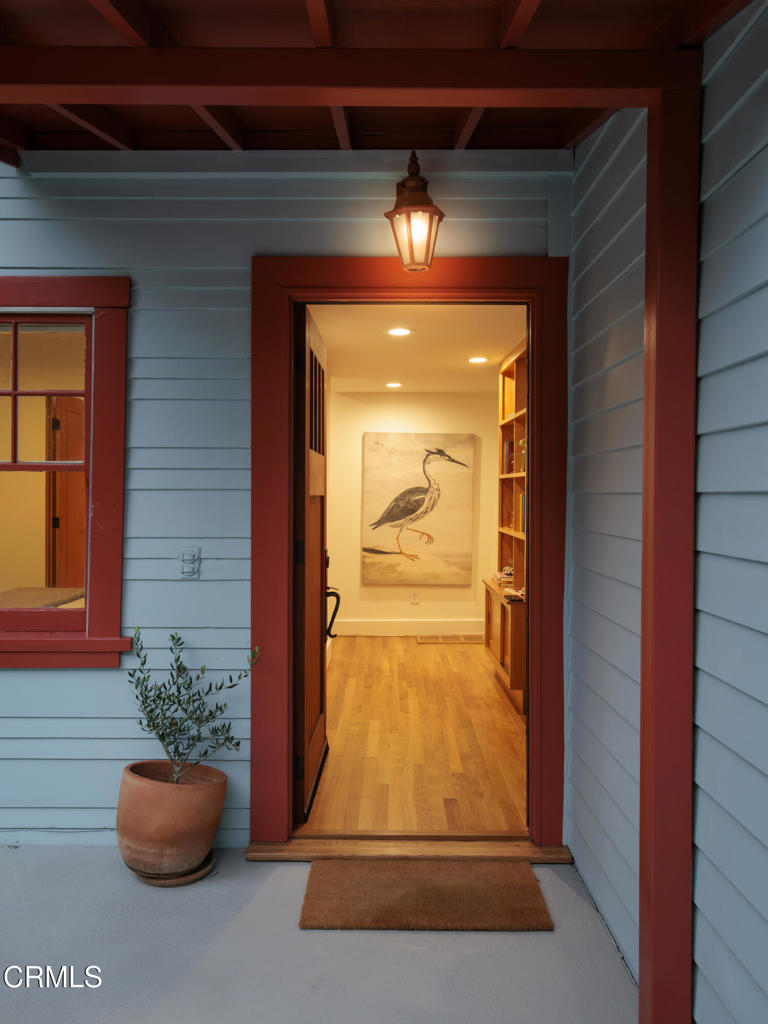 4092 Glenalbyn Drive