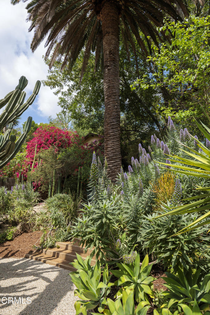 4092 Glenalbyn Drive