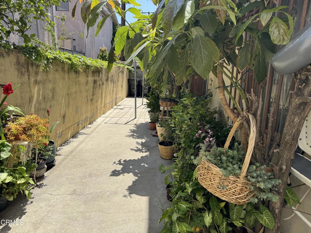 122 N Belmont Street