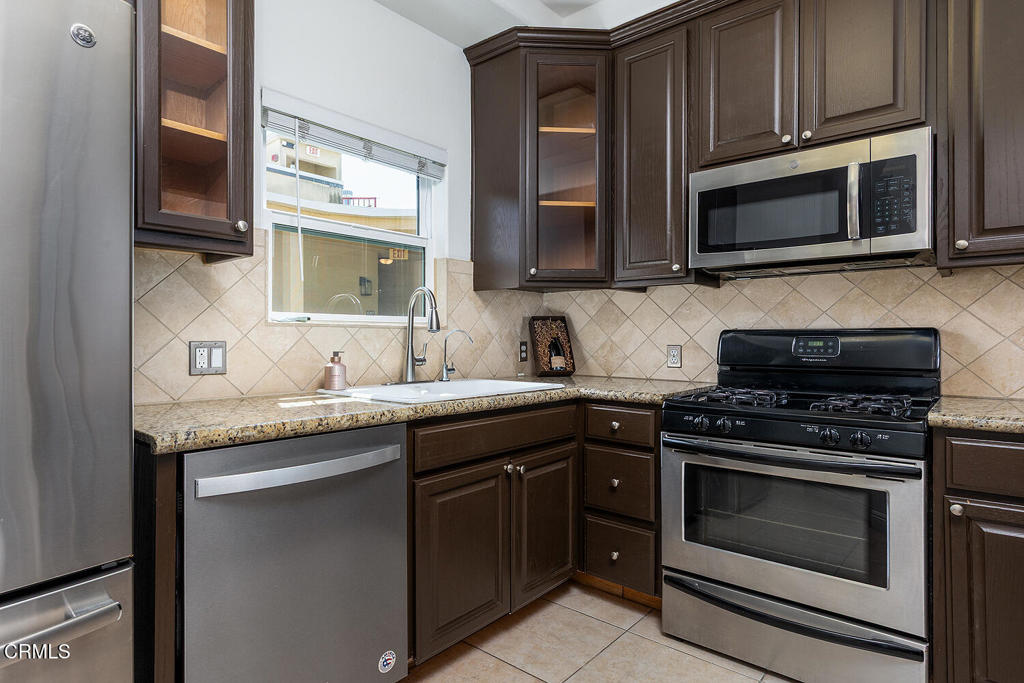 5703 Laurel Canyon Boulevard 306
