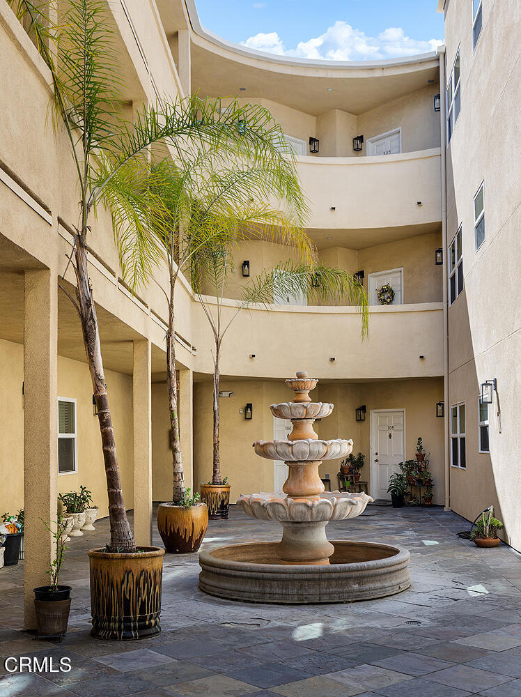 5703 Laurel Canyon Boulevard 306