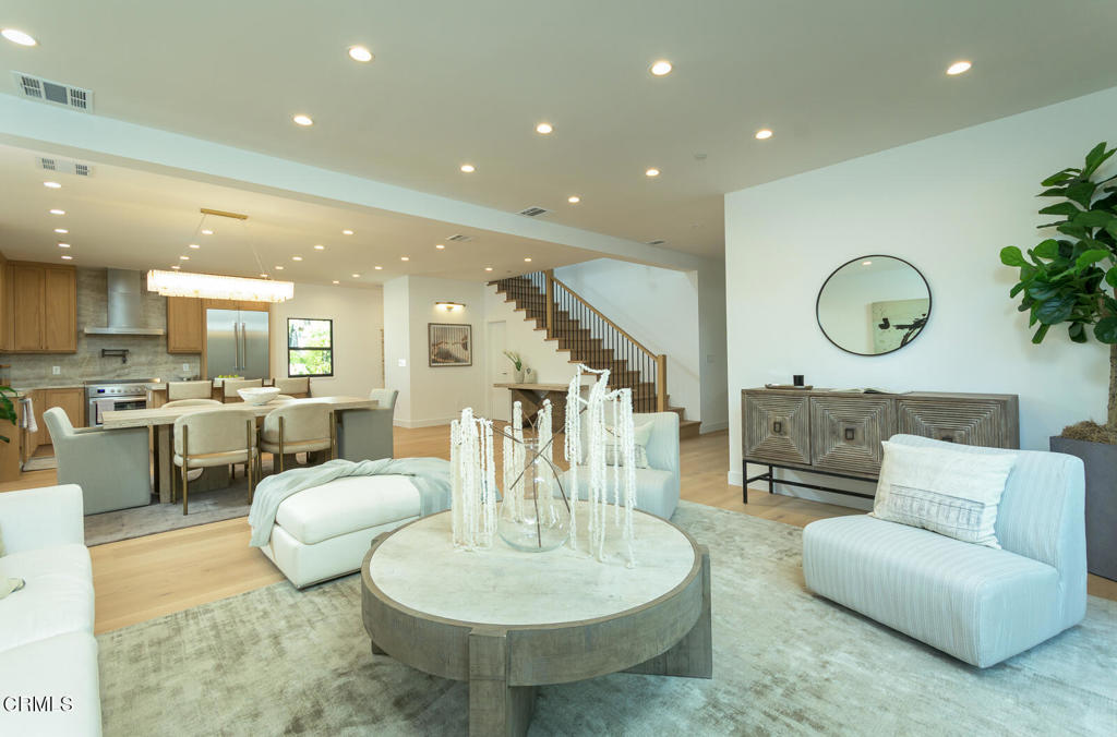 3651 Roselawn Avenue