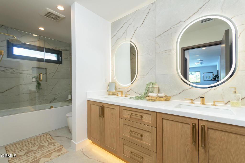 3651 Roselawn Avenue