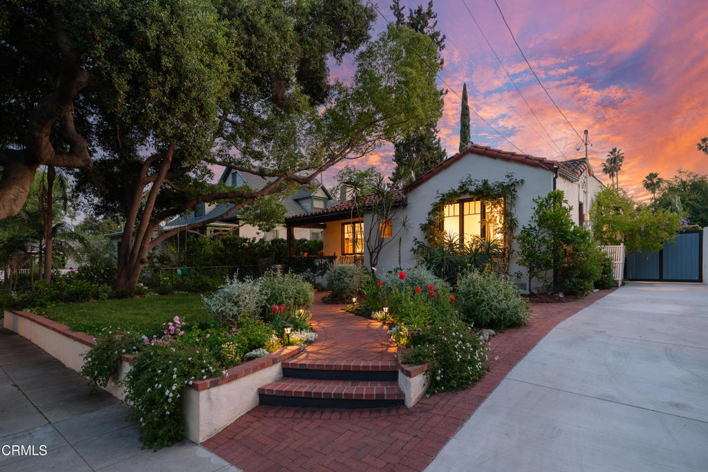859 Sunset Avenue