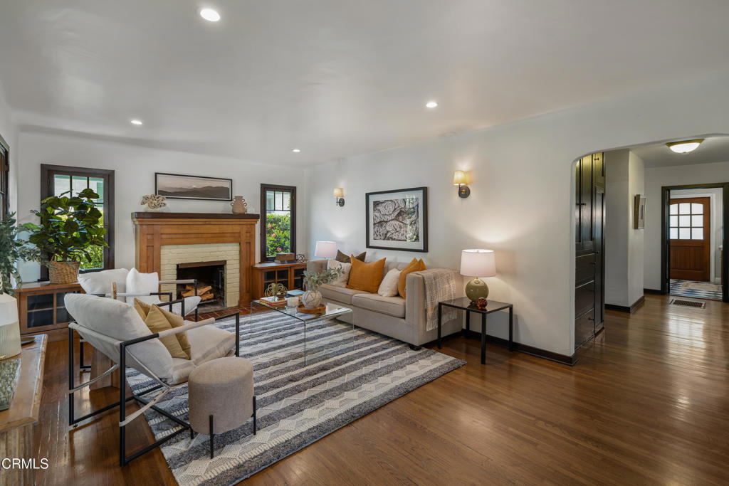 859 Sunset Avenue