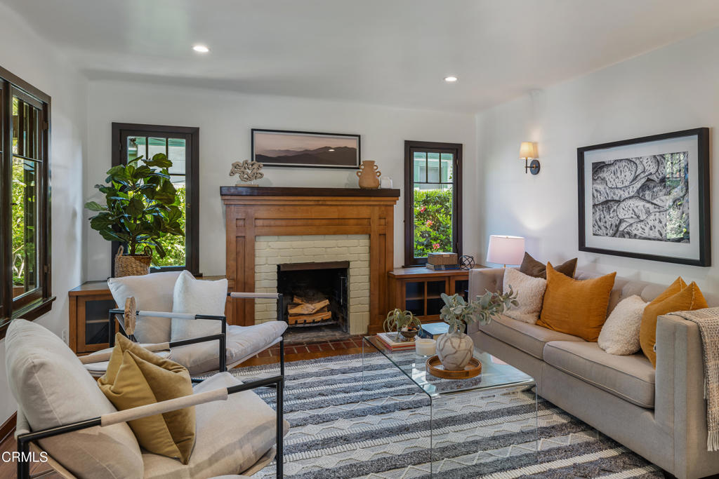 859 Sunset Avenue