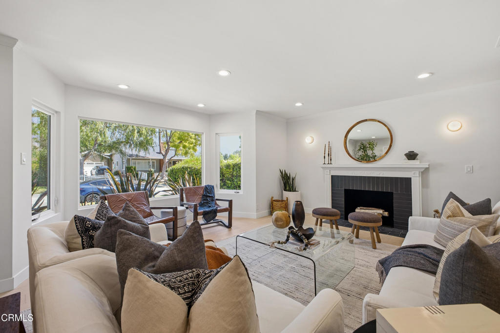 168 Lamour Drive