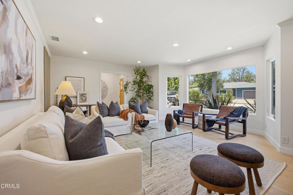 168 Lamour Drive