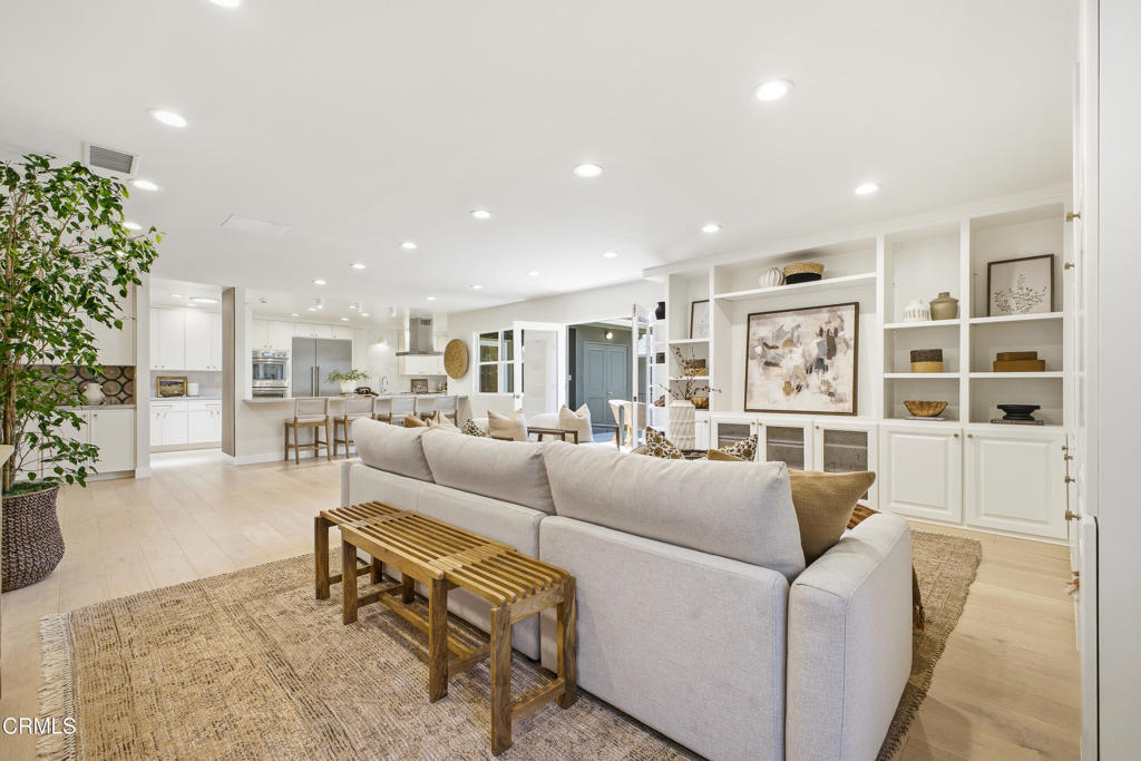 168 Lamour Drive