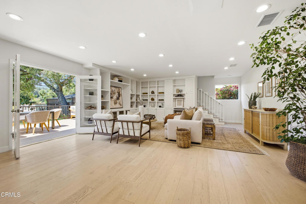168 Lamour Drive