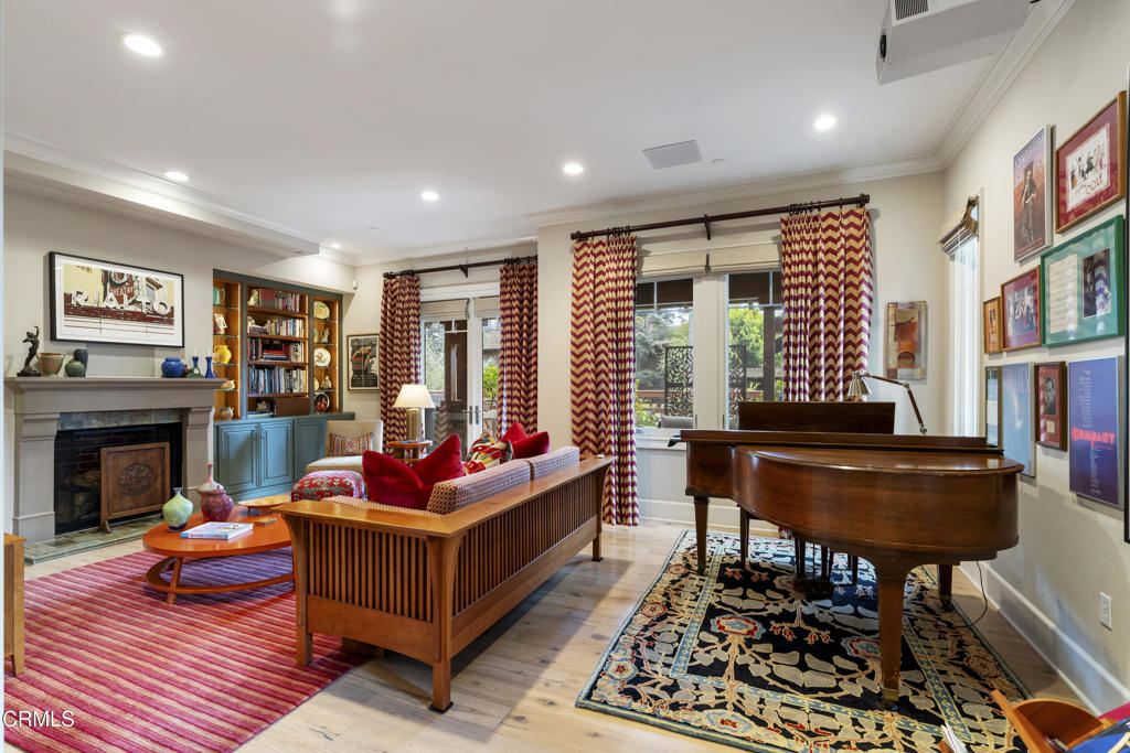 367 W Del Mar Boulevard 108