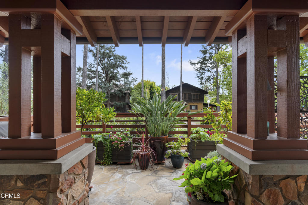 367 W Del Mar Boulevard 108