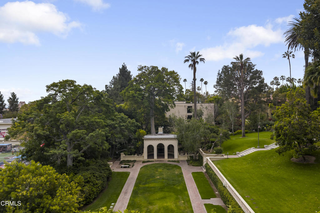 367 W Del Mar Boulevard 108