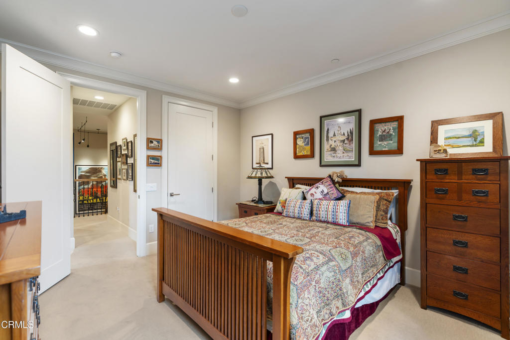 367 W Del Mar Boulevard 108