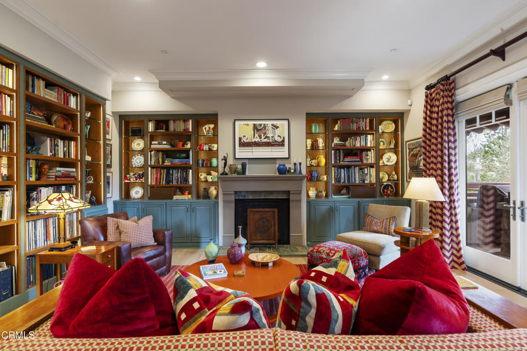 367 W Del Mar Boulevard 108