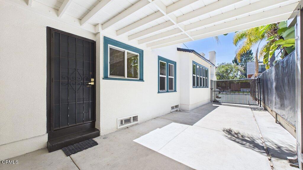 1232 N El Centro Avenue