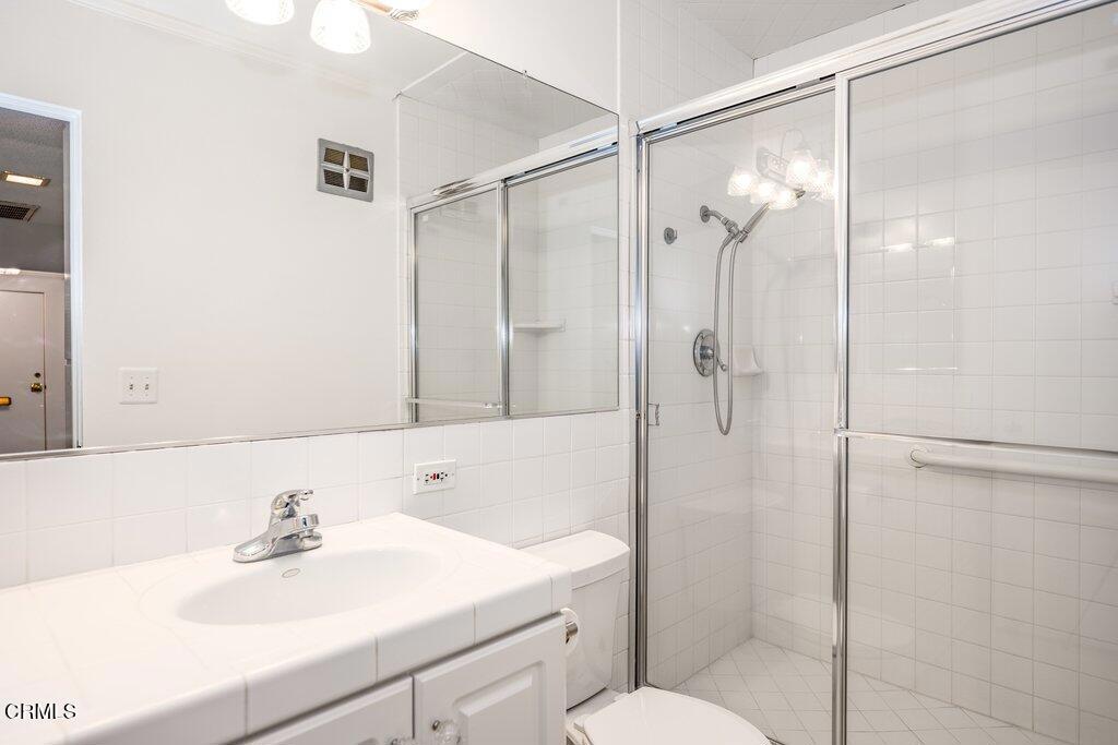 1225 N Granada Avenue 35