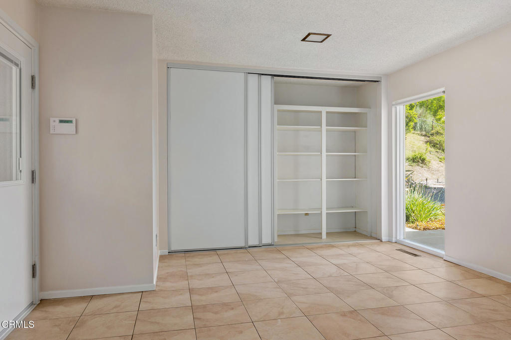 2075 Linda Flora Drive