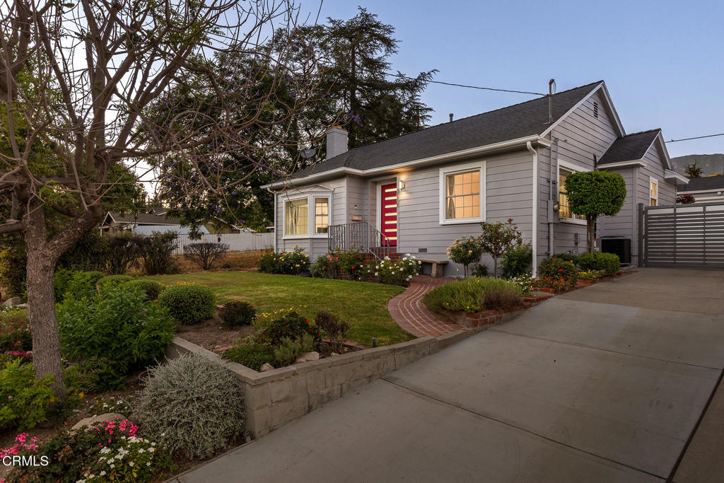 3047 Hermosa Avenue