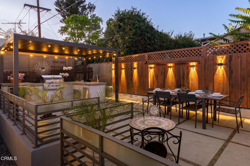3047 Hermosa Avenue