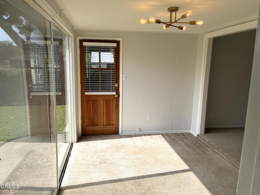 350 W Lemon Avenue