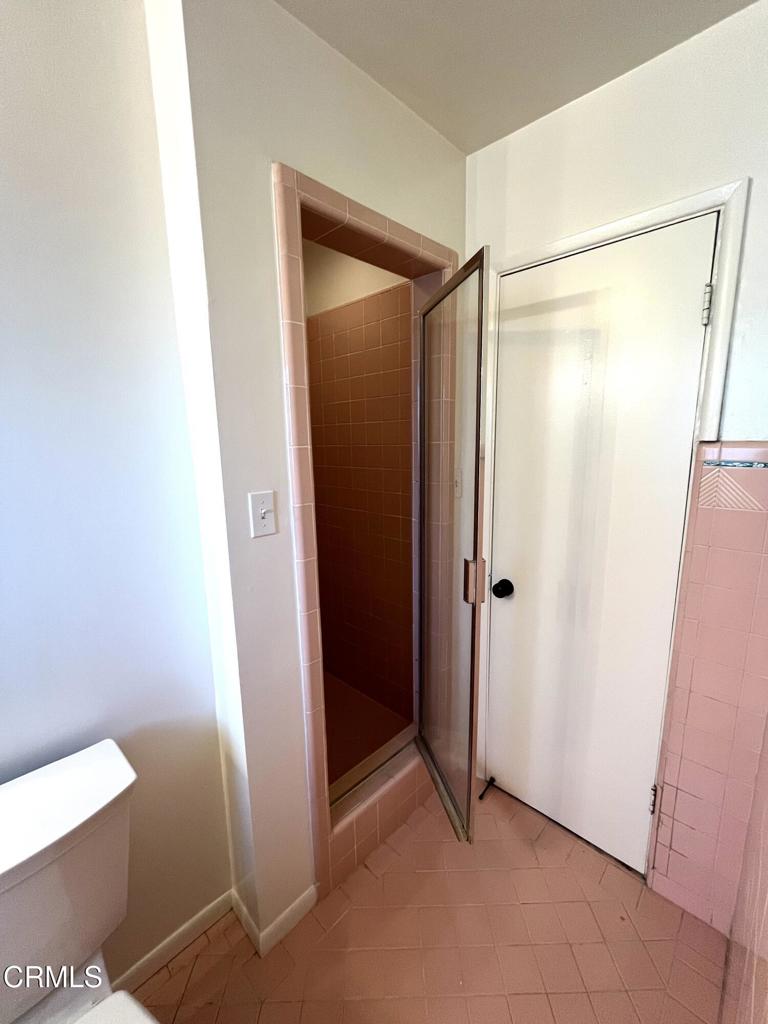 350 W Lemon Avenue