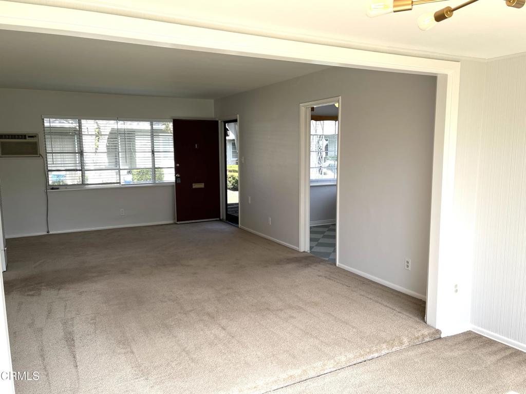 350 W Lemon Avenue