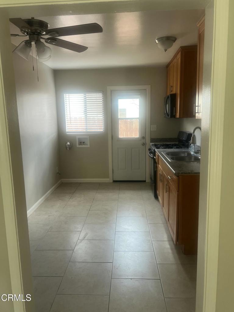 140 W 5th Street 2
