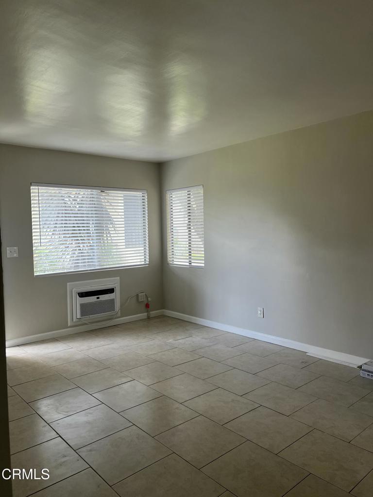 140 W 5th Street 2