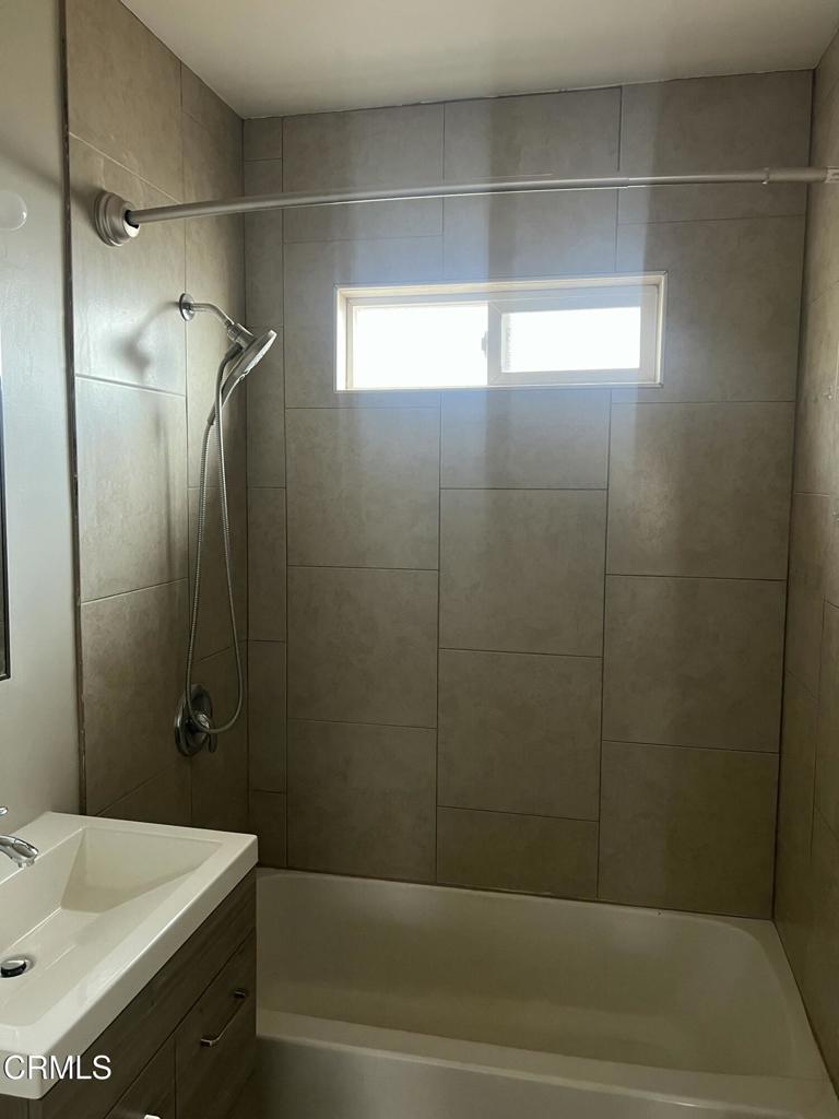 140 W 5th Street 2