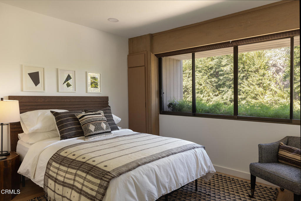 200 Arroyo Terrace