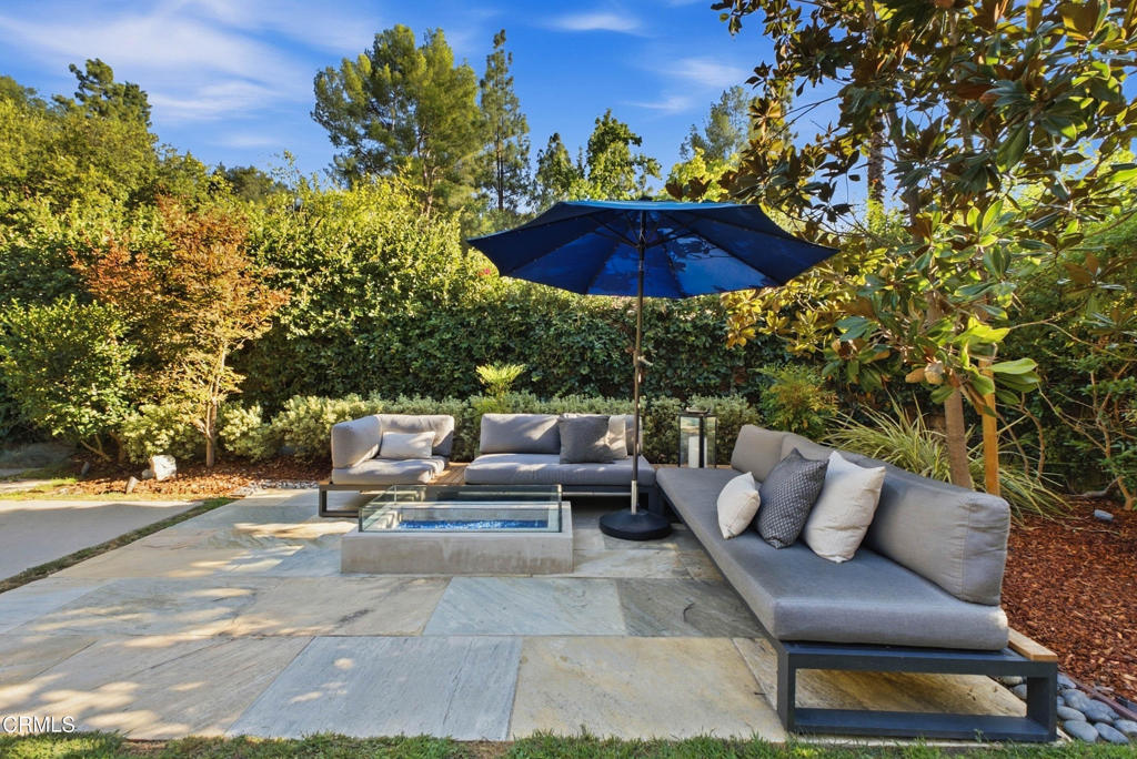 3616 E Chevy Chase Drive