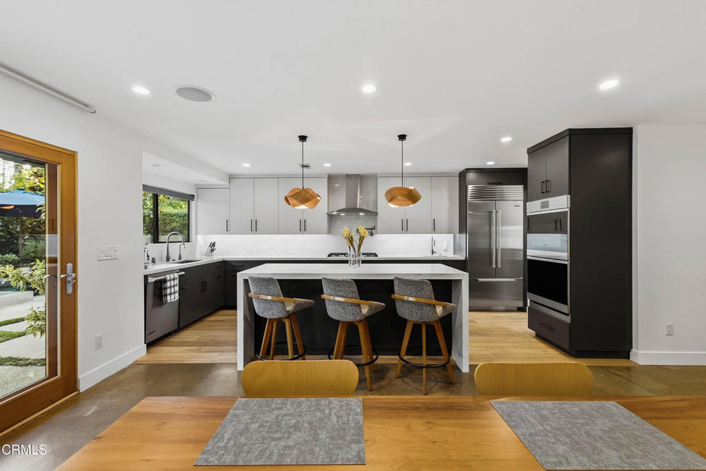 3616 E Chevy Chase Drive
