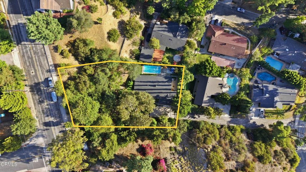 3616 E Chevy Chase Drive