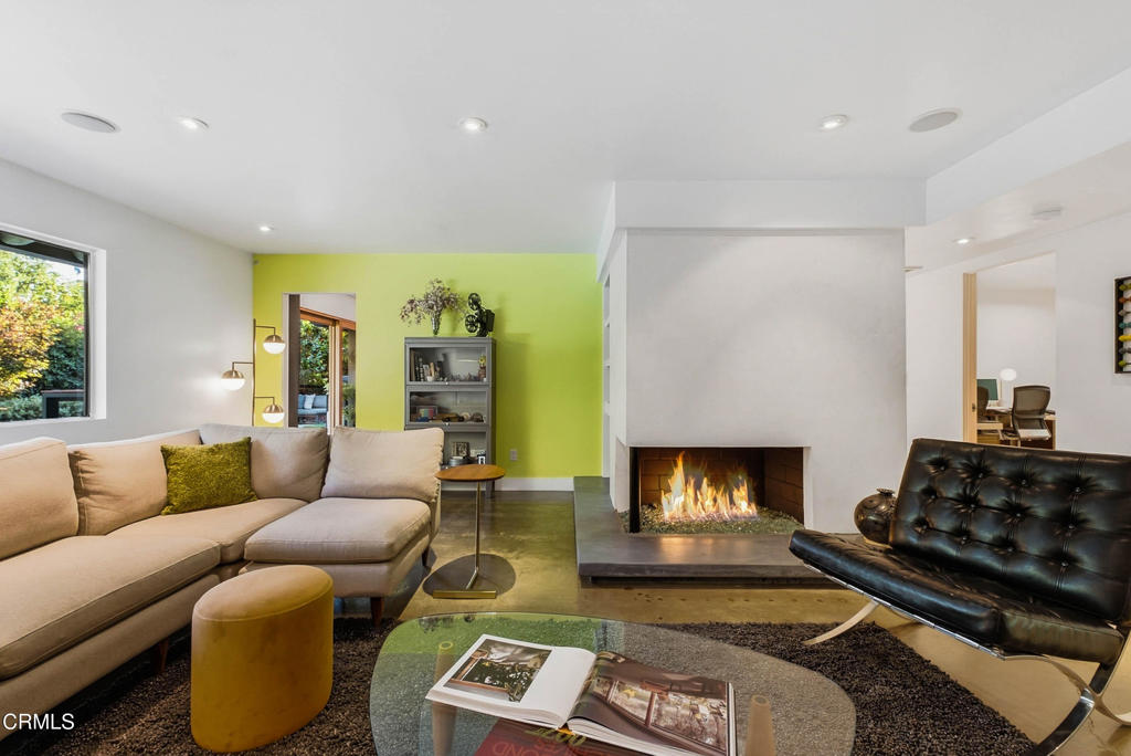 3616 E Chevy Chase Drive