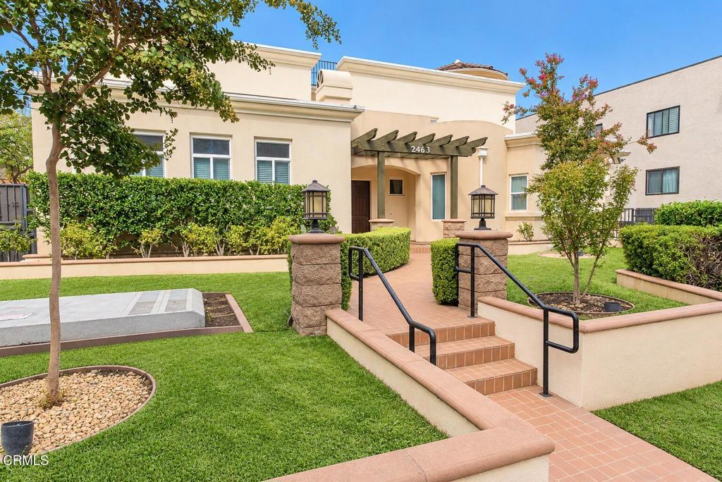 2463 Oswego 108
