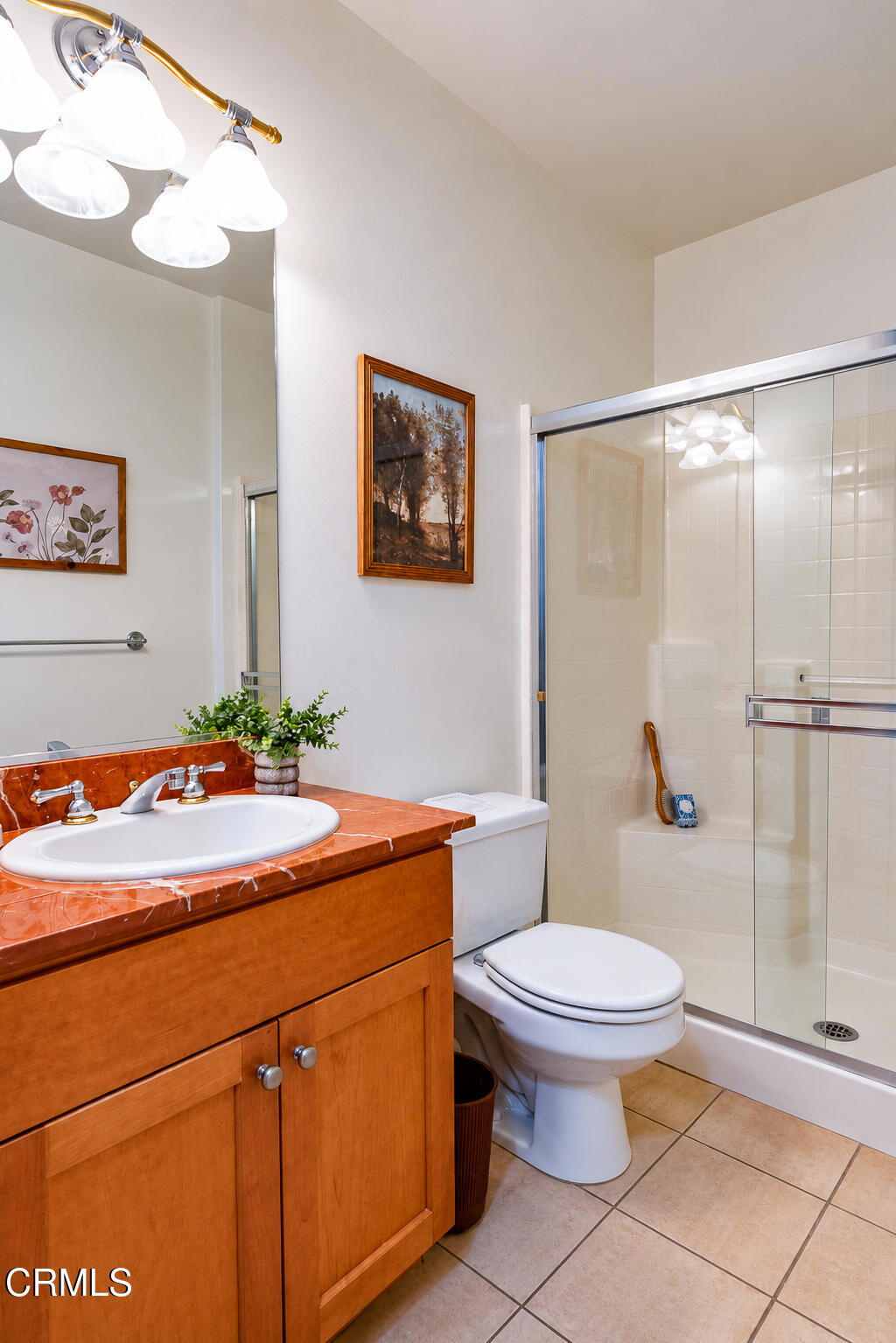742 Locust 202