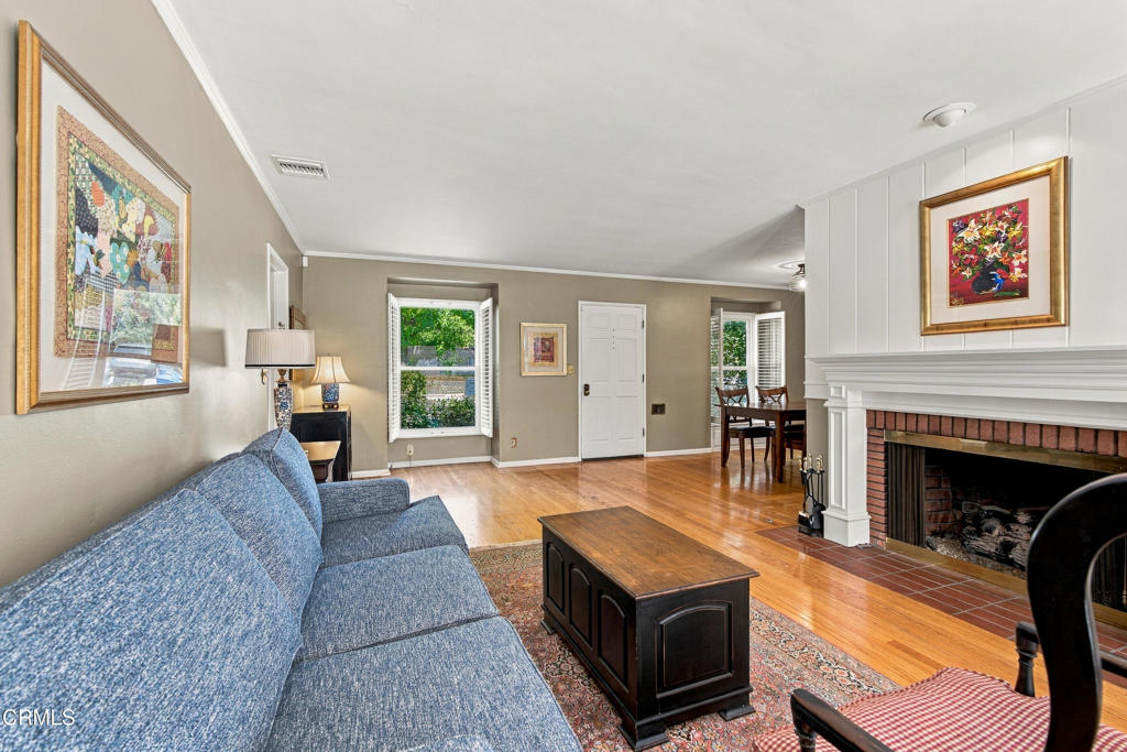 3586 Mountain View