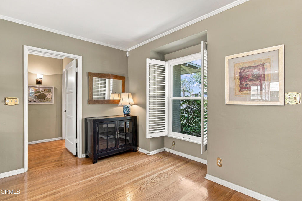 3586 Mountain View